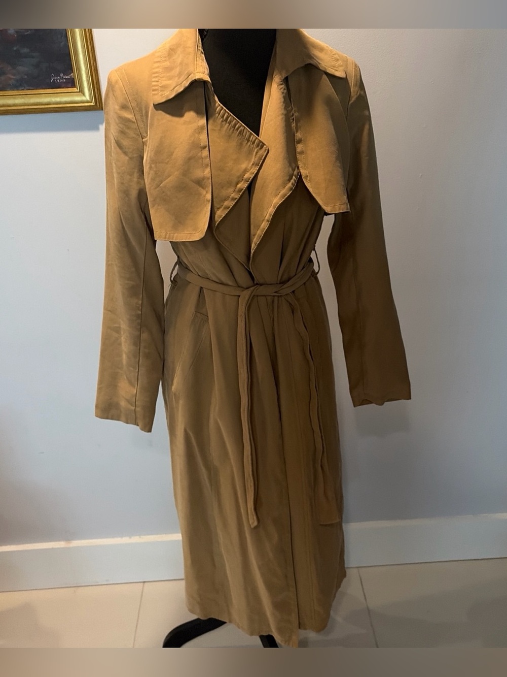 Banana Republic Trench Duster Lightweight Classic Minimalist Capsule Wardrobe